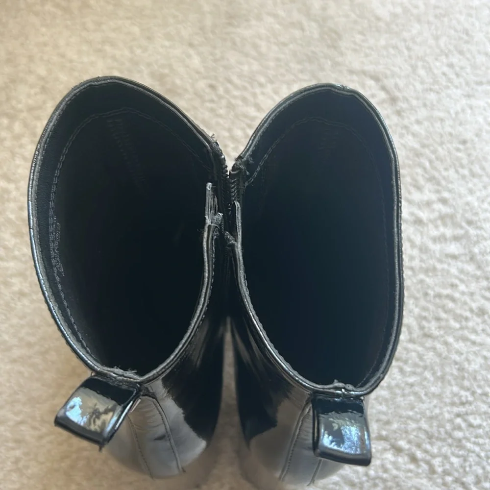 New Michael Kors Enya Platform faux patent leather boots